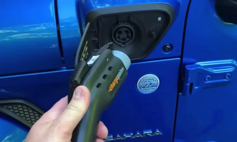 Best Charger for Jeep 4xe